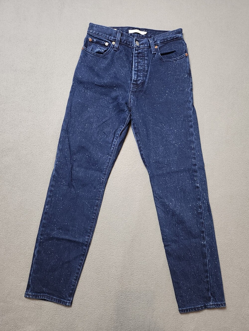 Levi’s Wedgie Fit Jeans in Intergalactic Speckled Dark Wash size 26